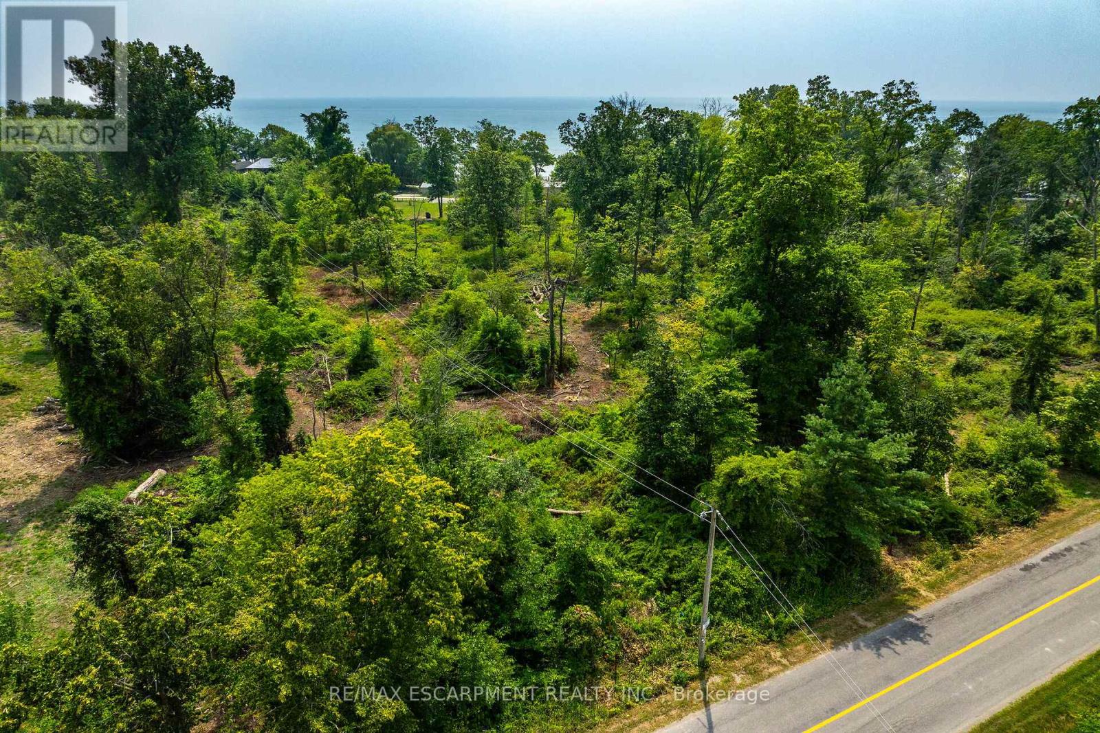 Photo 14 of 394 Lakeshore Road, Haldimand ON
