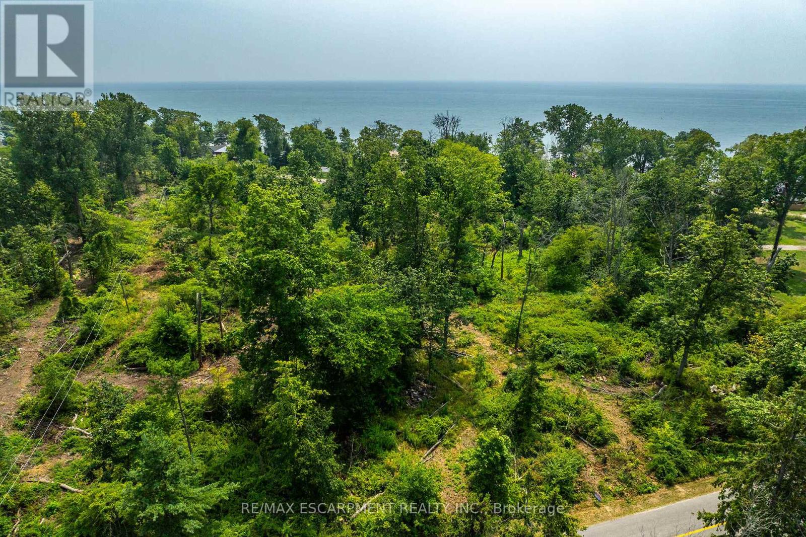 Photo 5 of 394 Lakeshore Road, Haldimand ON