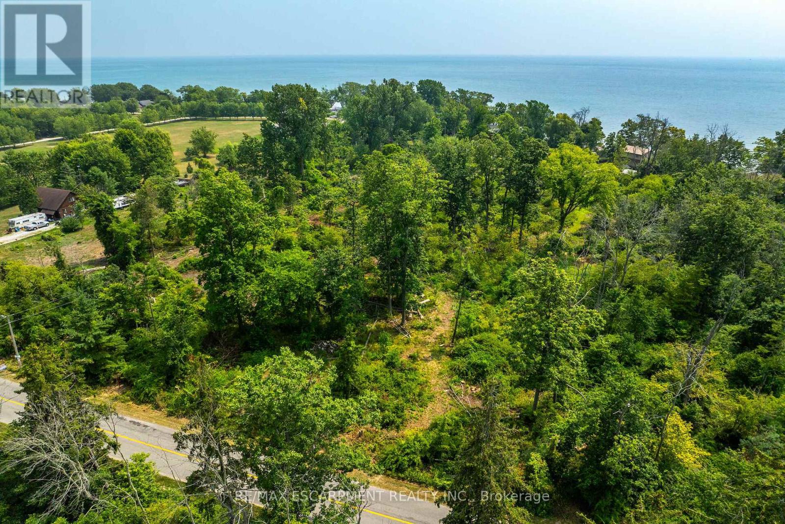 Photo 16 of 394 Lakeshore Road, Haldimand ON
