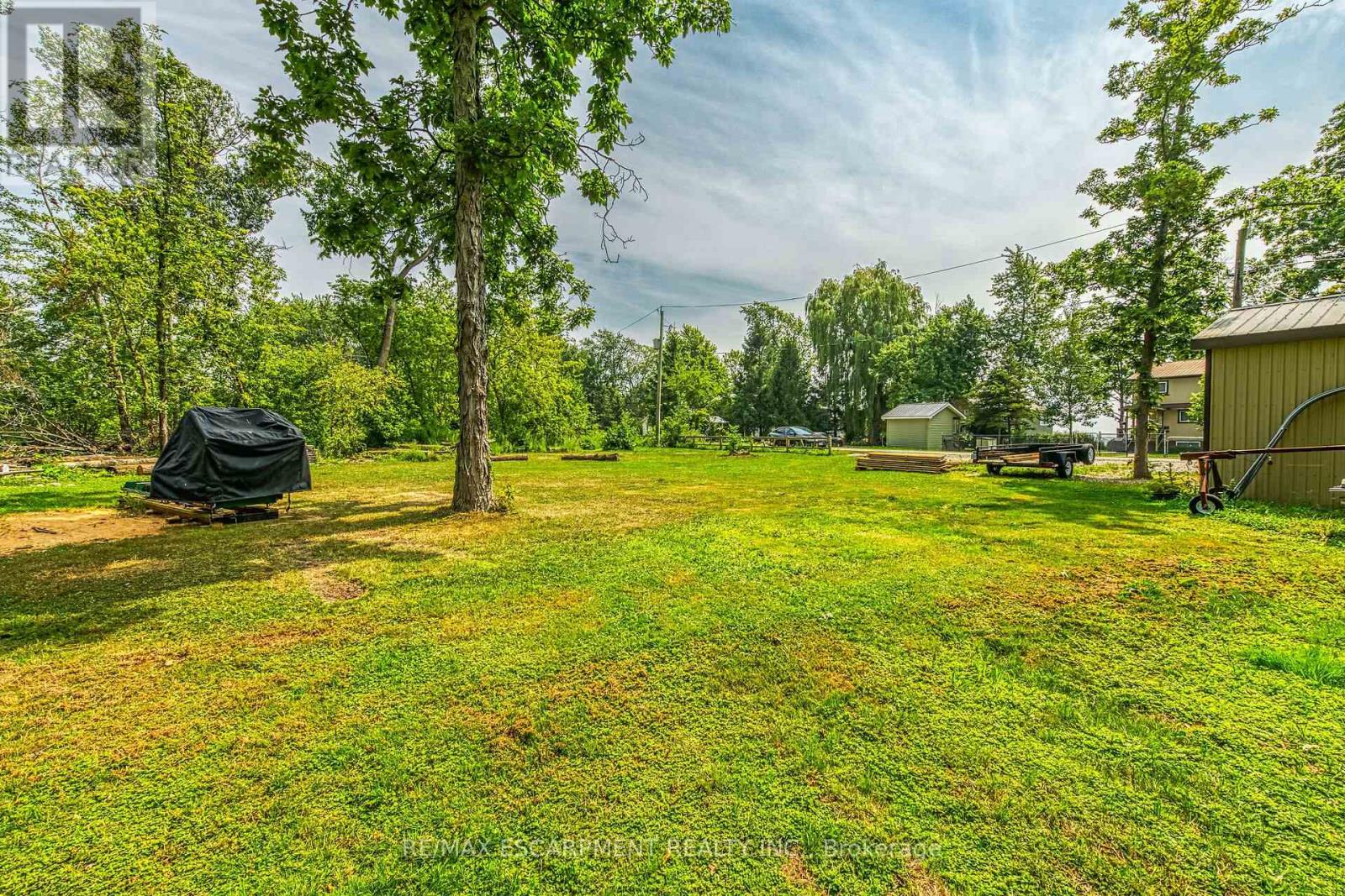 Photo 10 of 394 Lakeshore Road, Haldimand ON