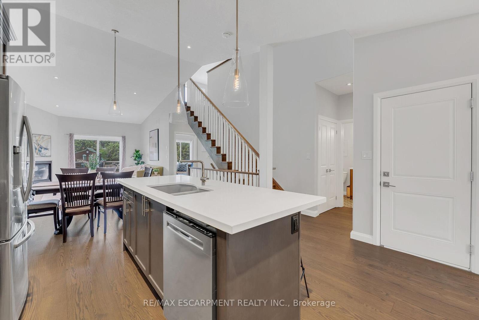 Photo 19 of 7 5 Old Hamilton Road, Norfolk ON