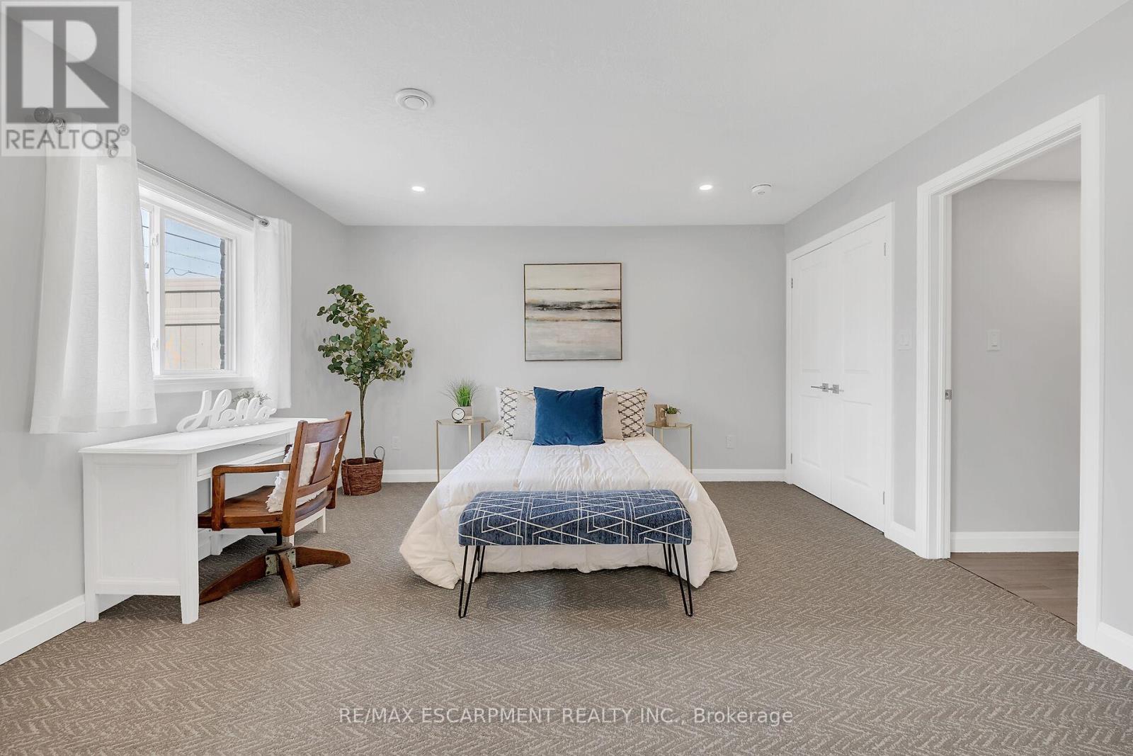 Photo 12 of 7 5 Old Hamilton Road, Norfolk ON