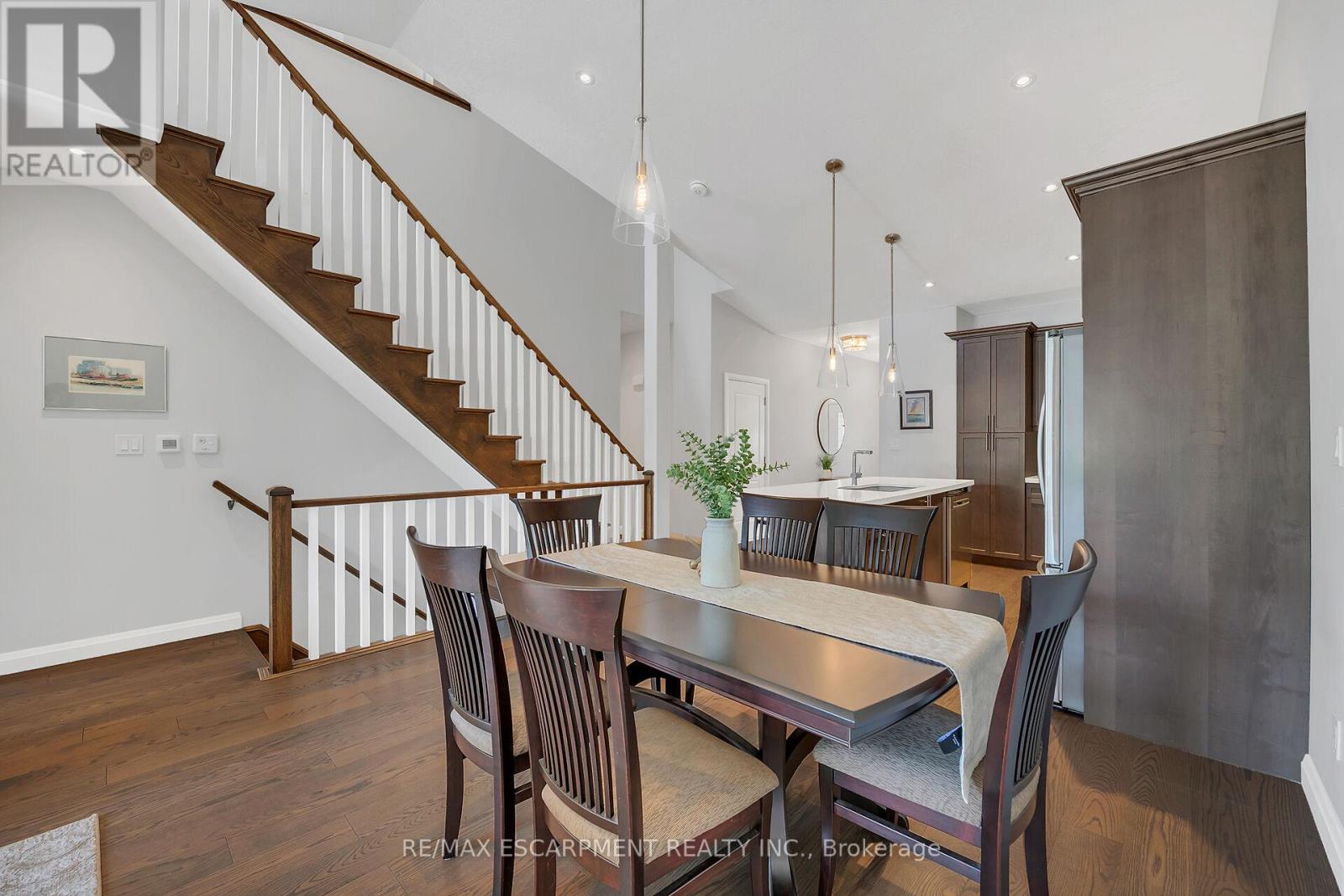 Photo 42 of 7 5 Old Hamilton Road, Norfolk ON