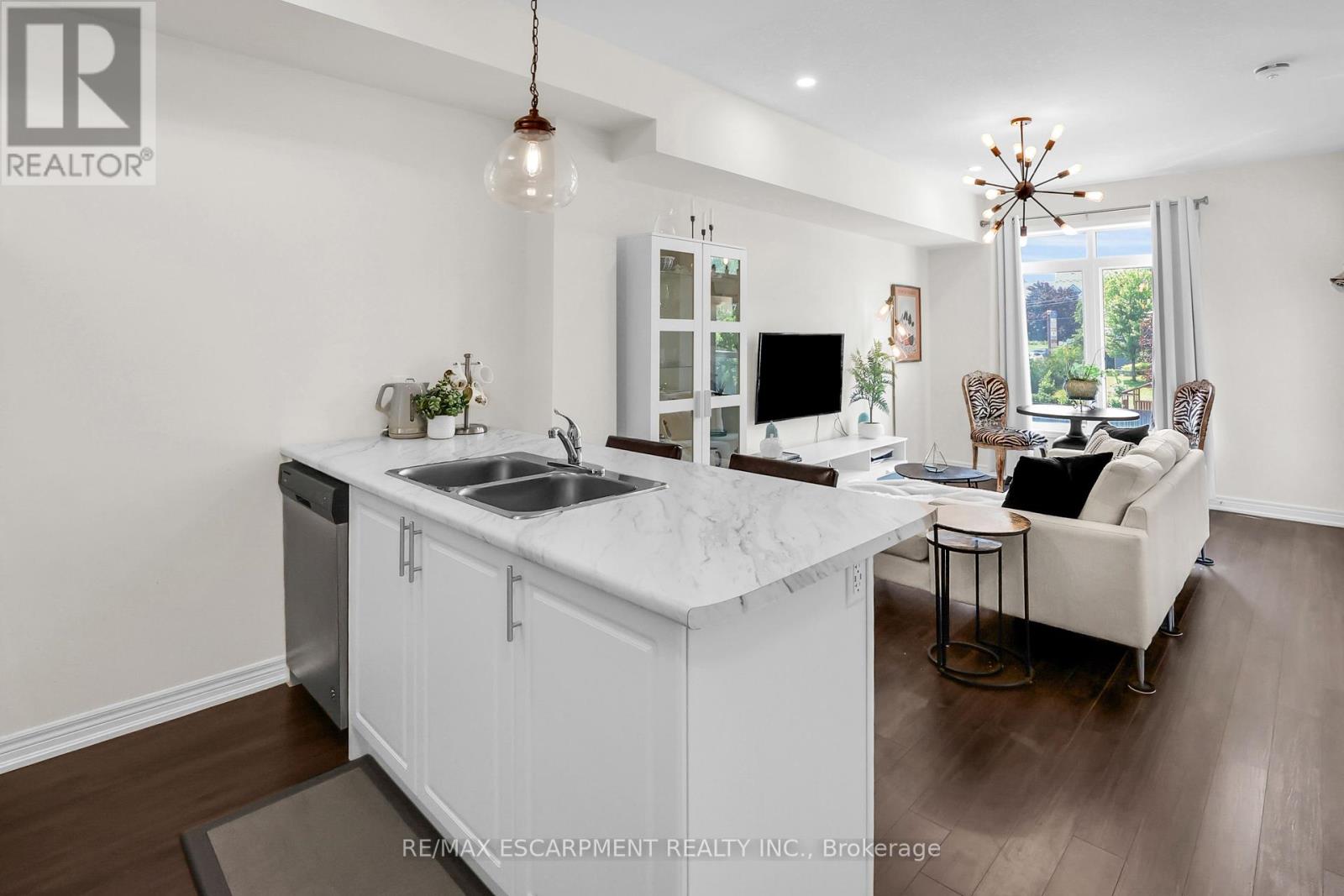 Photo 16 of 10 5016 Serena Drive, Lincoln ON