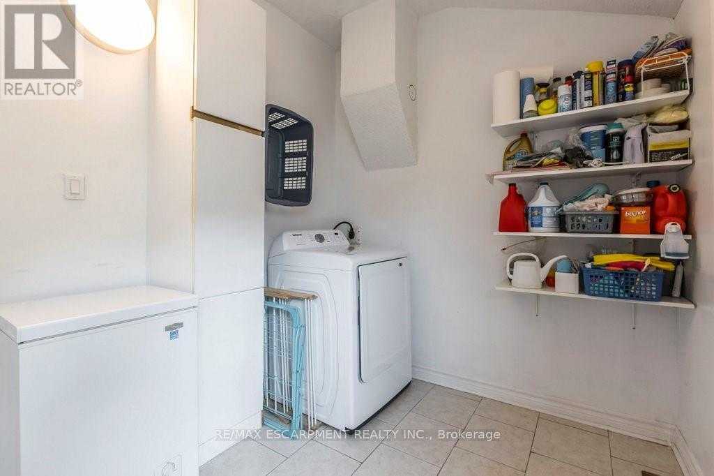 Photo 16 of 346 Hughson Street N, Hamilton ON