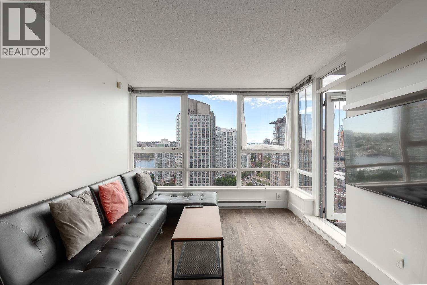 Photo 1 of 2710 928 Beatty Street, Vancouver BC