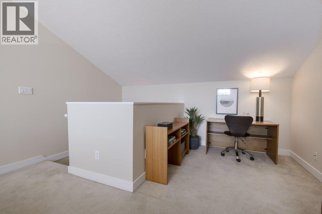 Photo 22 of 2304 33 Chesterfield Place, North Vancouver BC