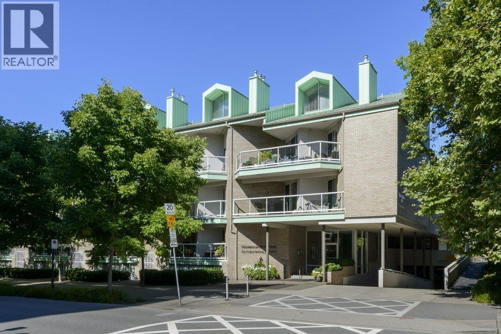 Photo 33 of 2304 33 Chesterfield Place, North Vancouver BC