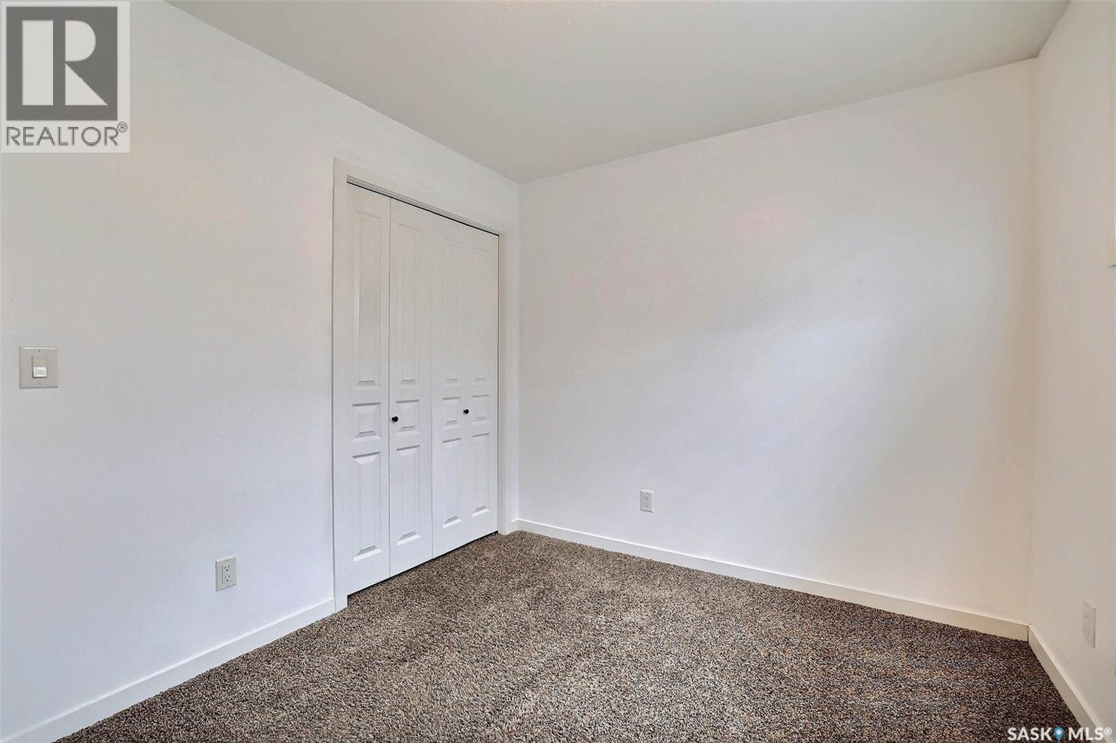 Photo 11 of 9 4850 Harbour Landing Drive, Regina SK