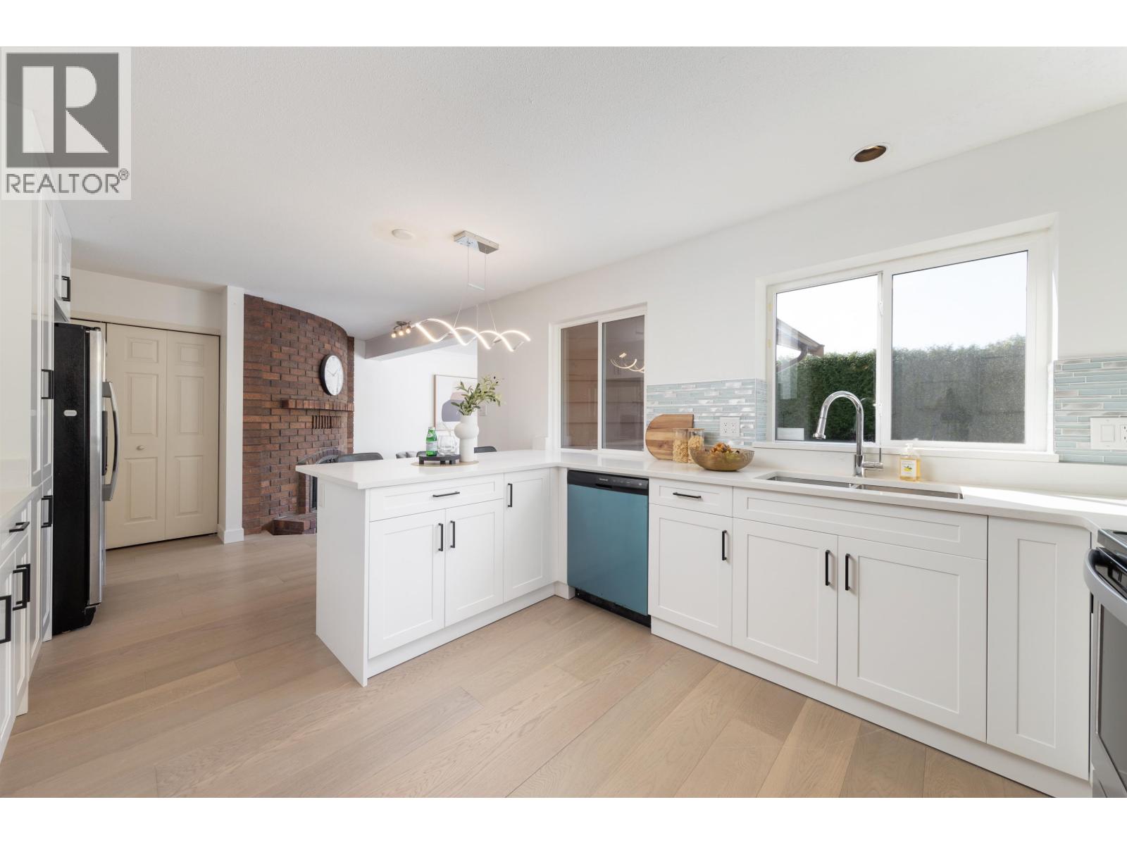 Photo 13 of 10535 Lassam Road, Richmond BC