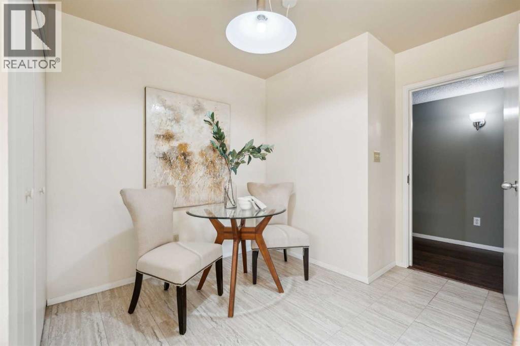 Single Family House for Sale in B  Eau Claire Avenue SW Eau Claire Calgary 