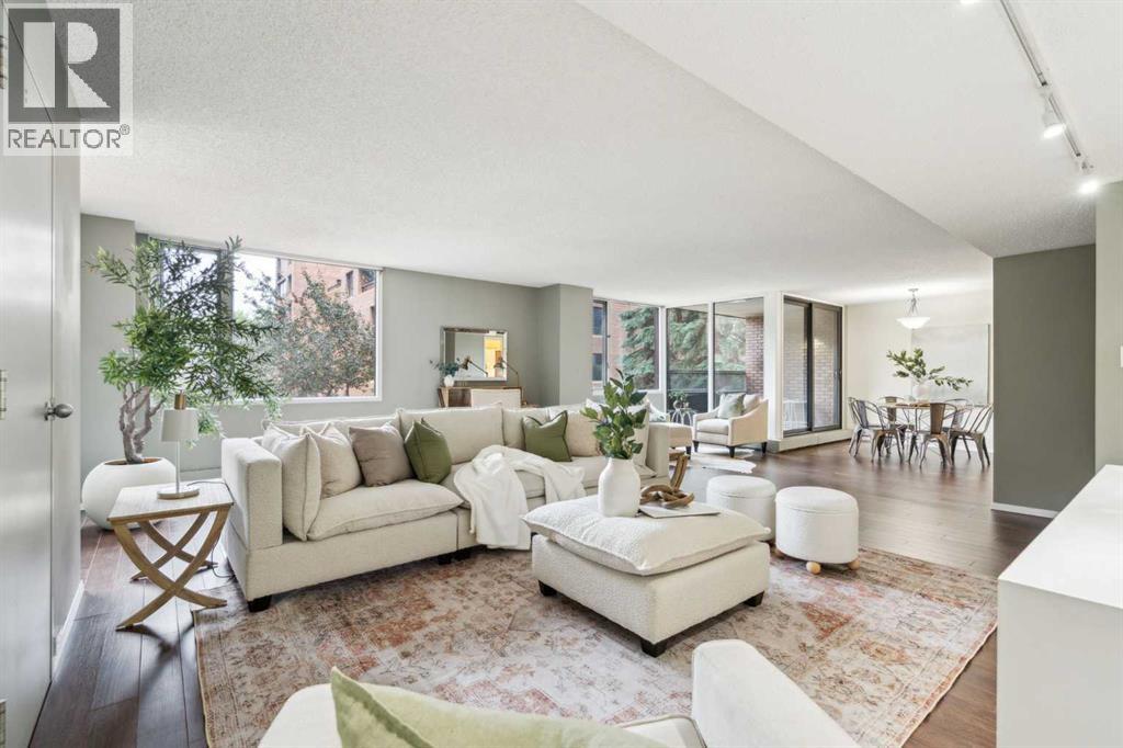 Single Family House for Sale in B  Eau Claire Avenue SW Eau Claire Calgary 