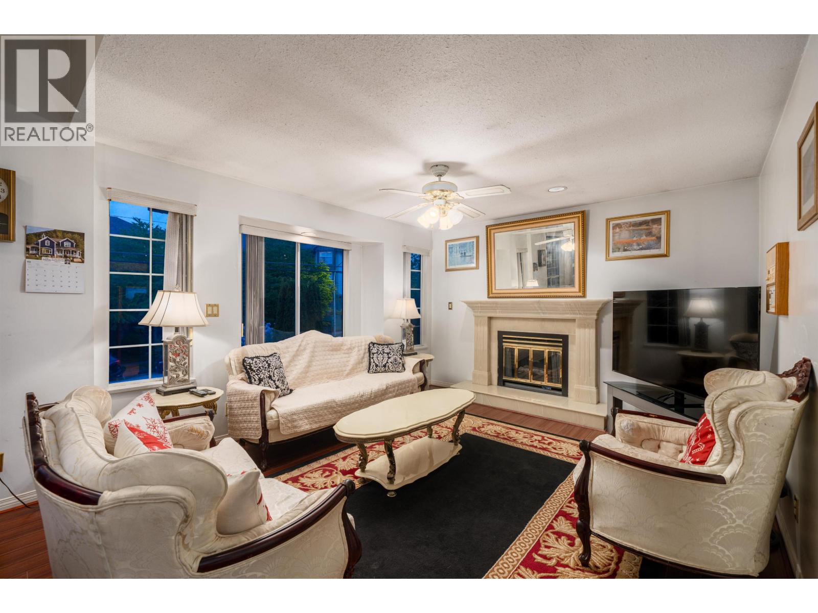 Photo 16 of 7336 16th Avenue, Burnaby BC