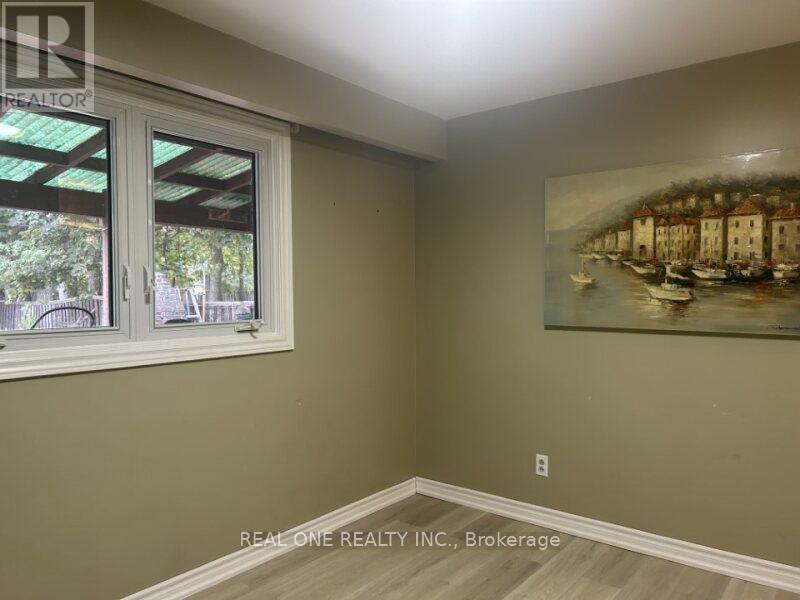 Photo 15 of 30 Bobmar Road, Toronto ON