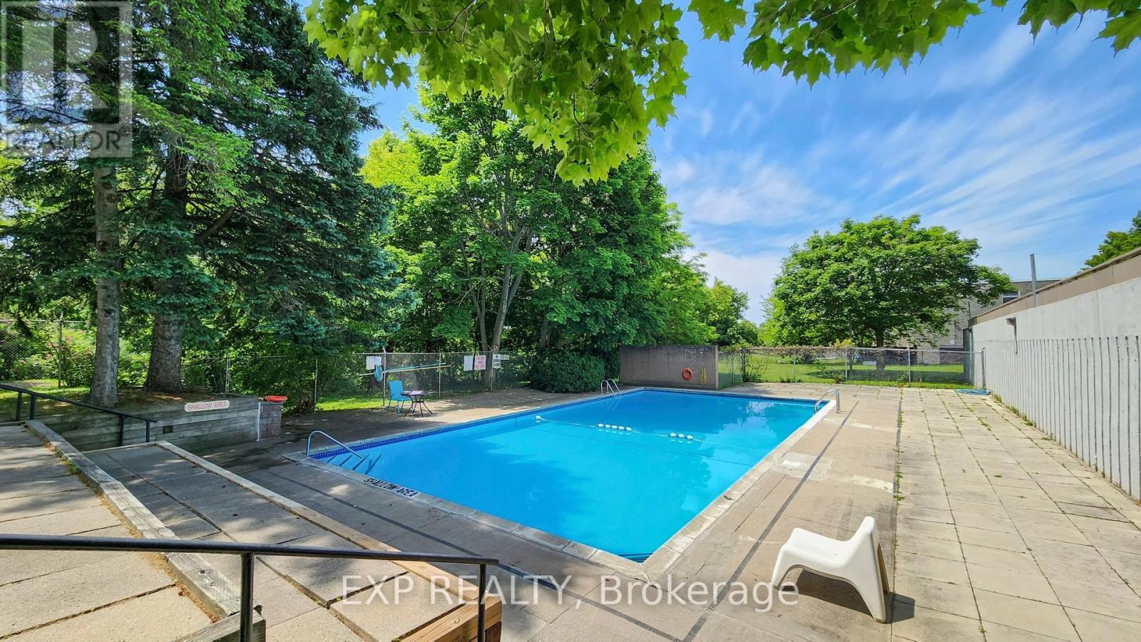 Photo 3 of 73 1235 Radom Street, Pickering ON