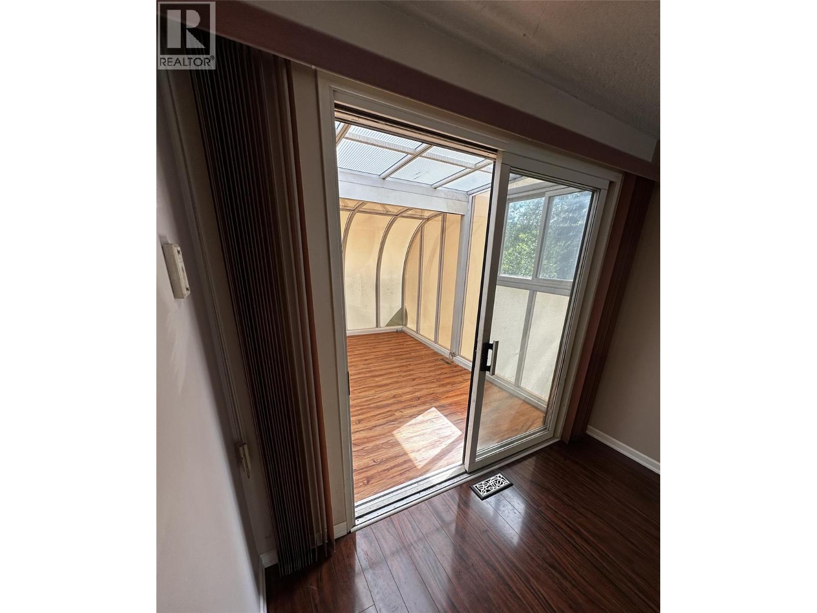 6708 Dokkie Subdivision, Chetwynd