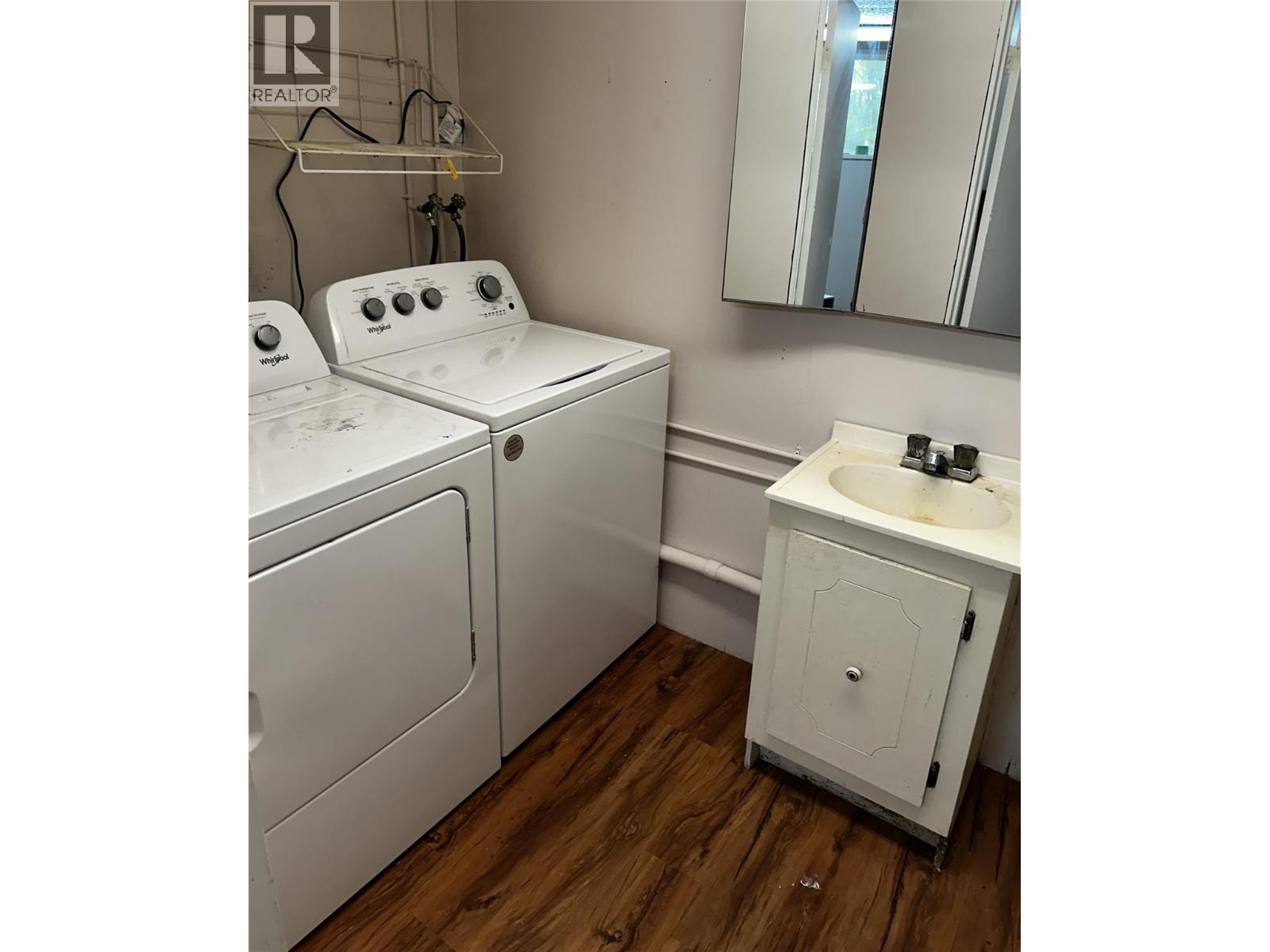 6708 Dokkie Subdivision, Chetwynd
