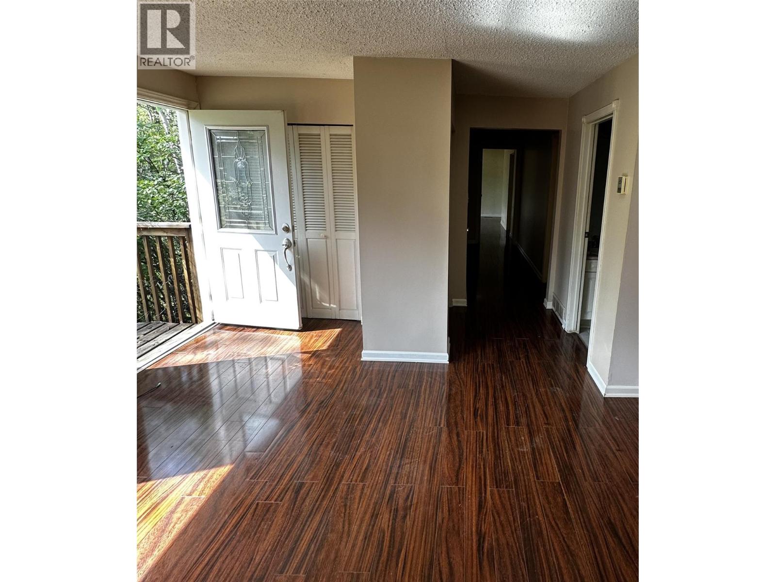 6708 Dokkie Subdivision, Chetwynd