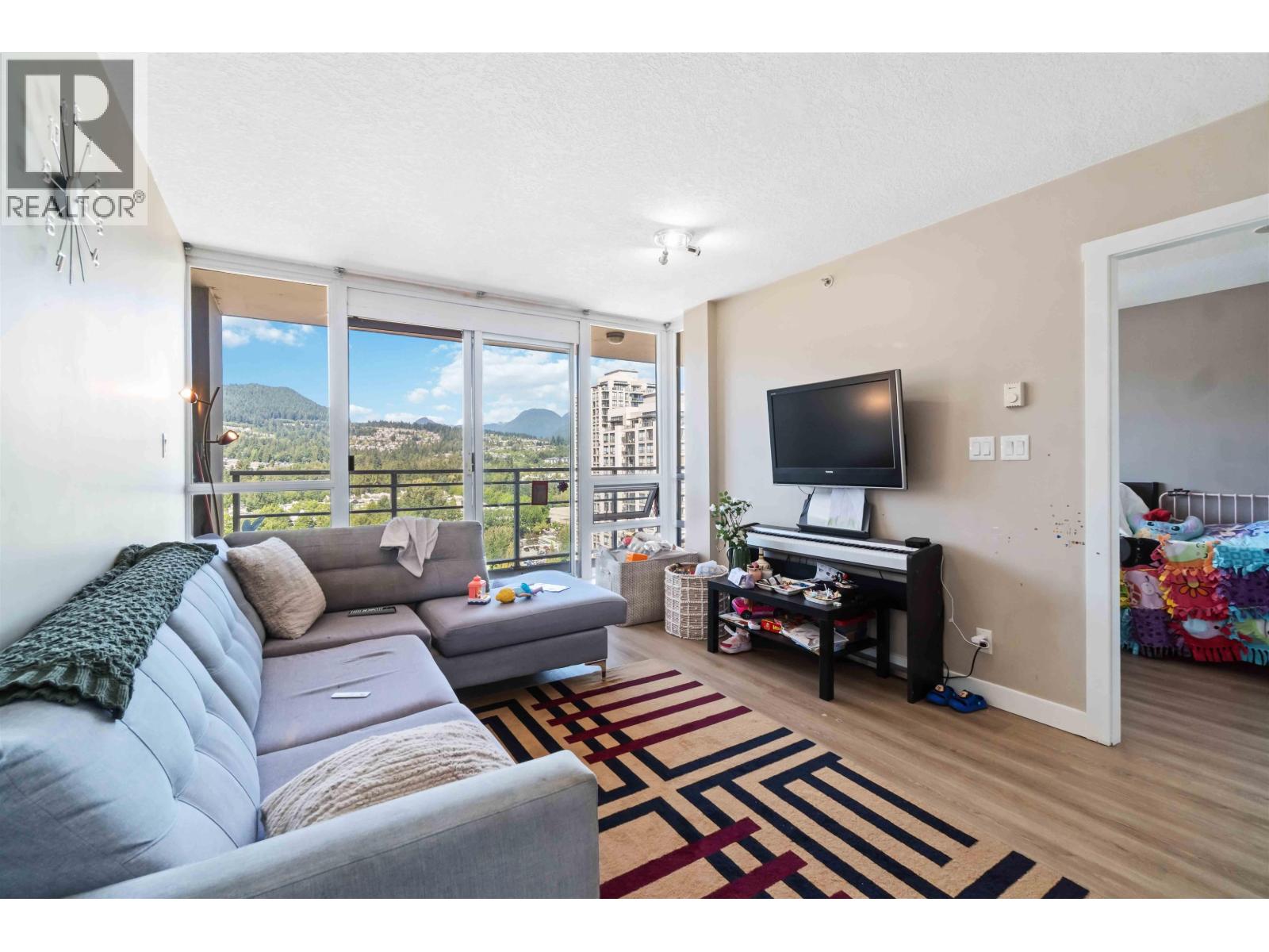 Photo 7 of 2102 2978 Glen Drive, Coquitlam BC