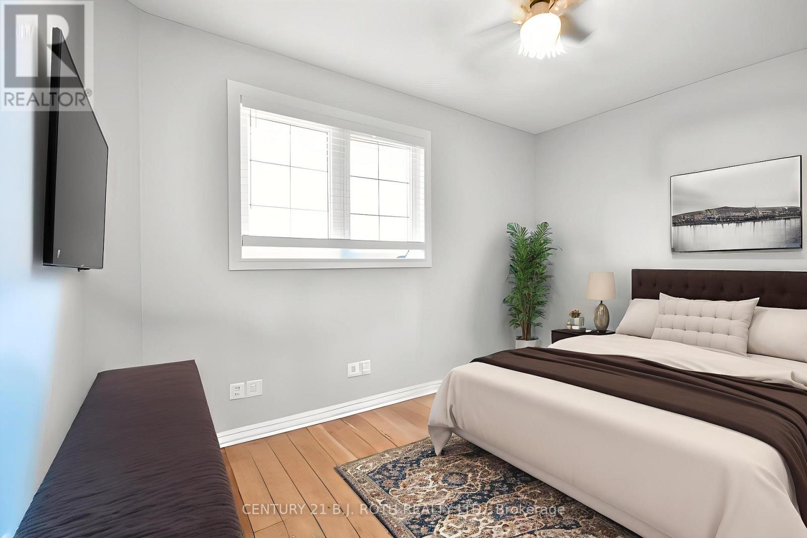 Photo 28 of 28 Shaina Court, Barrie ON