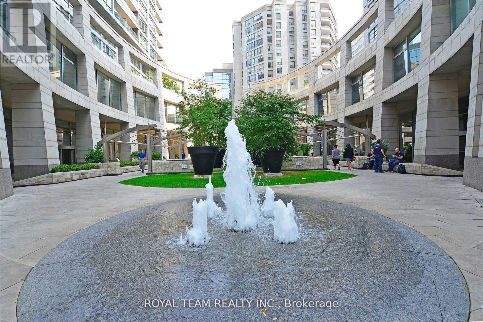 Photo 10 of 2312 2181 Yonge Street, Toronto ON