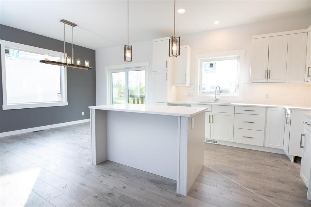 Photo 16 of 454 Sand Piper Trail, Landmark MB