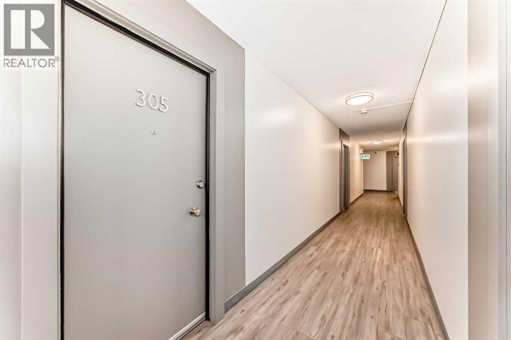 Photo 13 of 305 635 57 Avenue Sw, Calgary AB