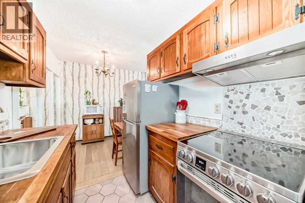 Photo 11 of 305 635 57 Avenue Sw, Calgary AB