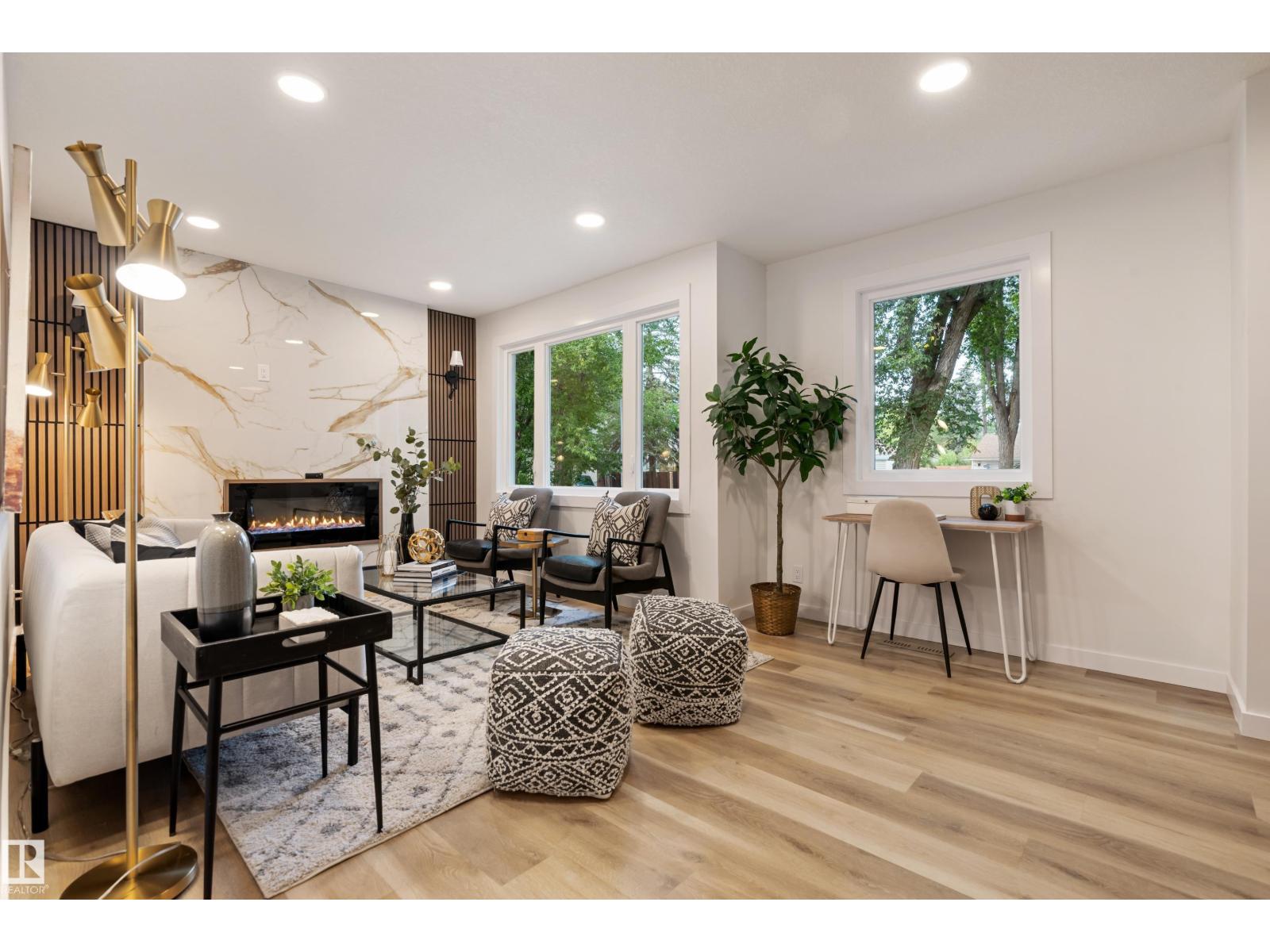 Photo 8 of 12815 119 Av Nw, Edmonton AB