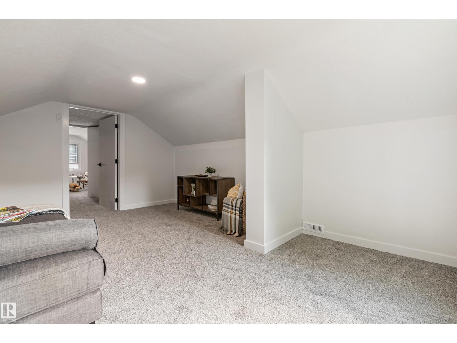 Photo 35 of 12815 119 Av Nw, Edmonton AB
