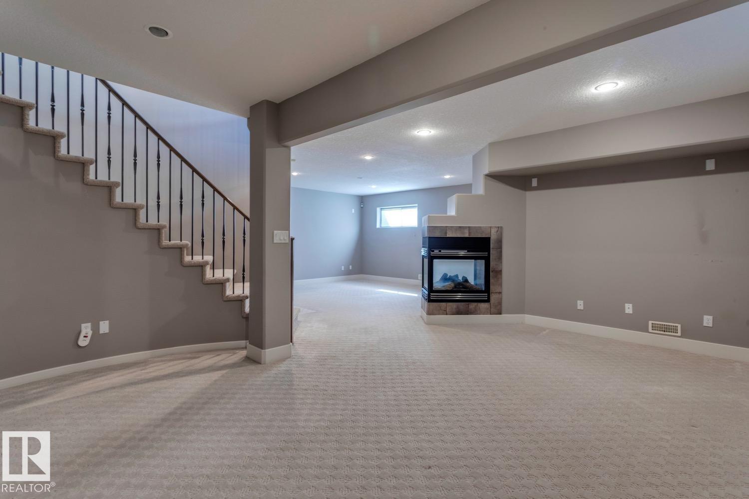 Photo 38 of 1832 Bowman Pt Sw, Edmonton AB
