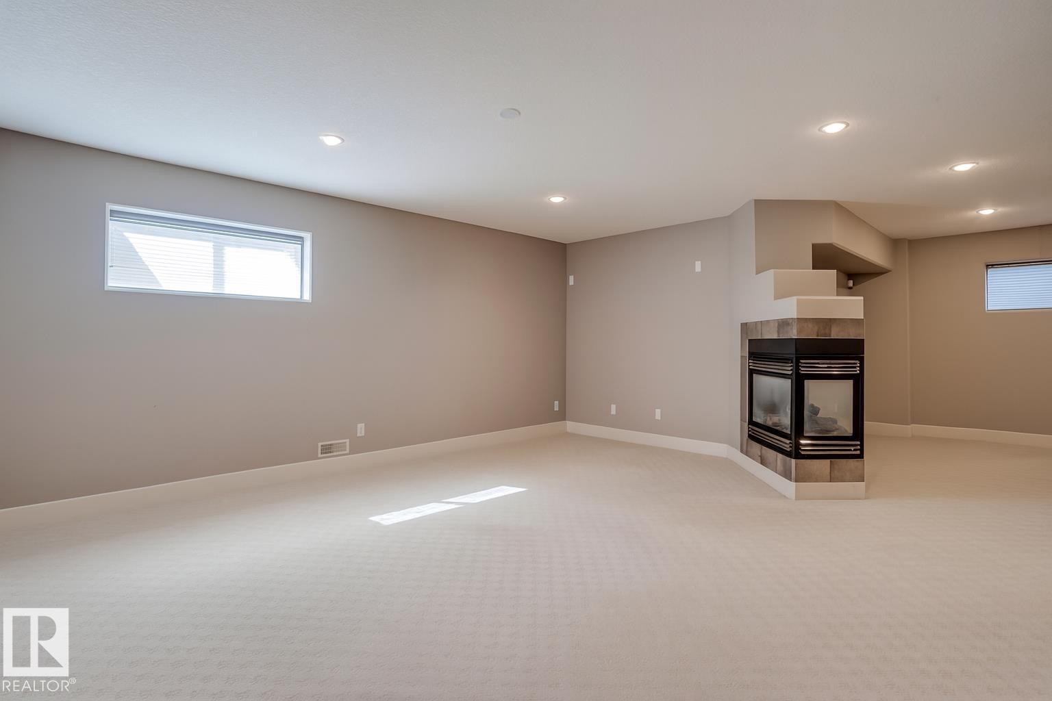 Photo 34 of 1832 Bowman Pt Sw, Edmonton AB