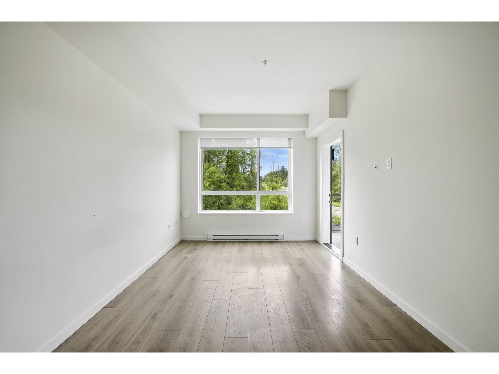 Photo 8 of 310 7920 206 Street, Langley BC