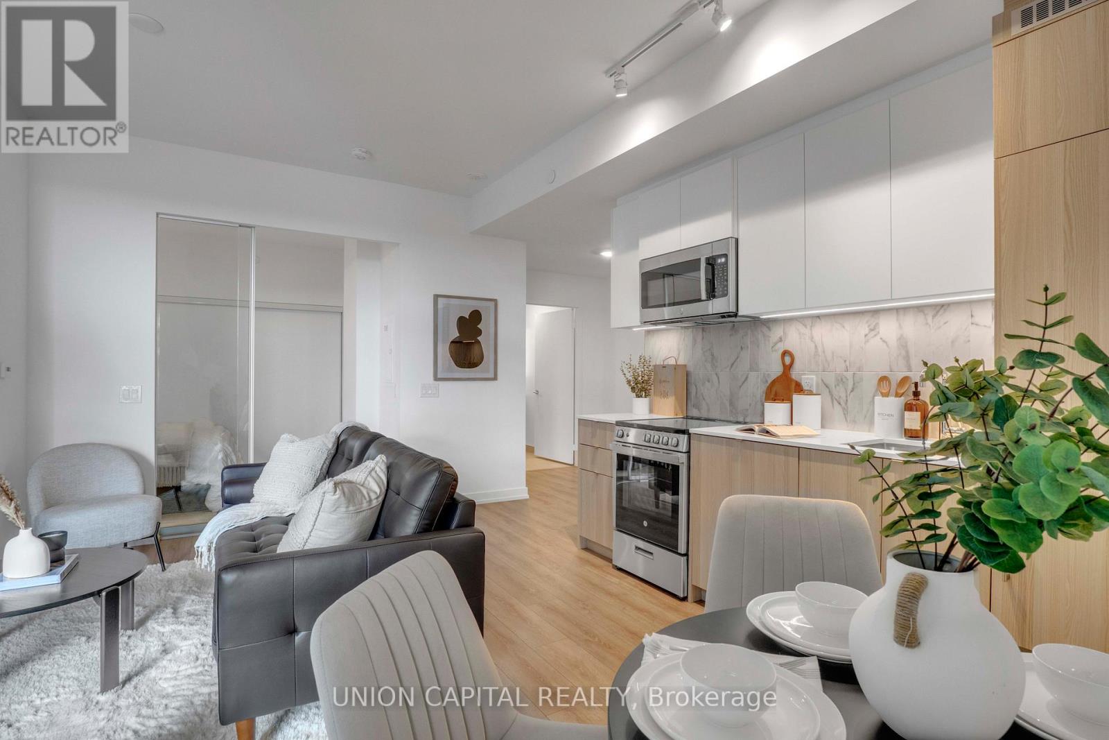 Photo 6 of 419 500 Dupont Street, Toronto ON