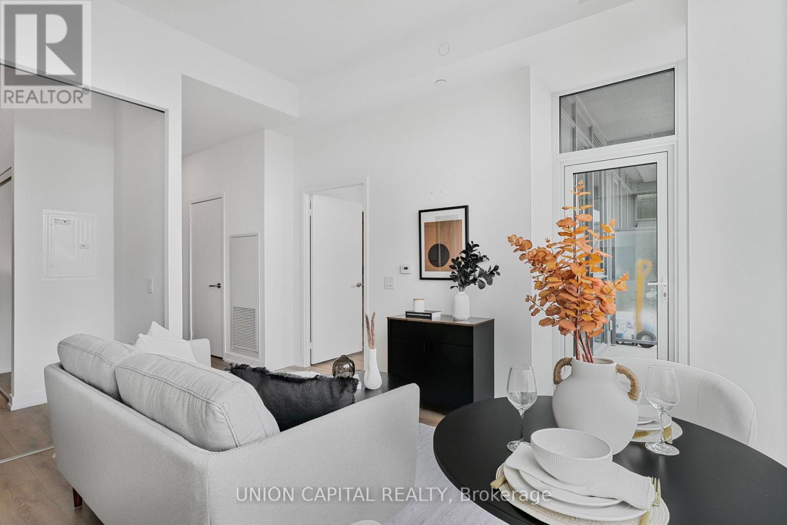 Photo 20 of 306 500 Dupont Street, Toronto ON