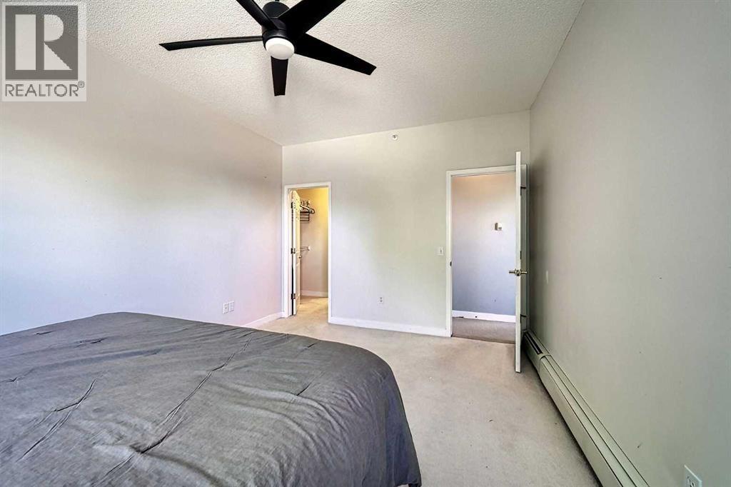 Single Family House for Sale in   Lincoln Way SW Lincoln Park Calgary 