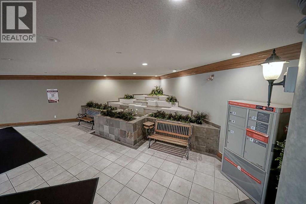 Single Family House for Sale in   Lincoln Way SW Lincoln Park Calgary 