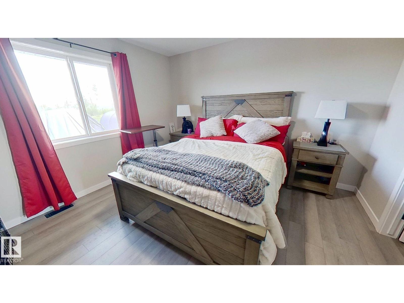 Photo 22 of 506 Athabasca Av, Fort Mcmurray AB