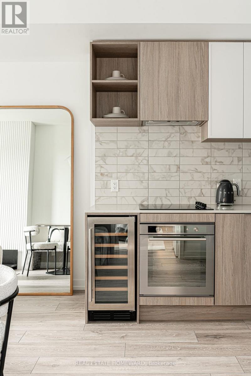 Photo 28 of 502 2020 Bathurst Street, Toronto ON