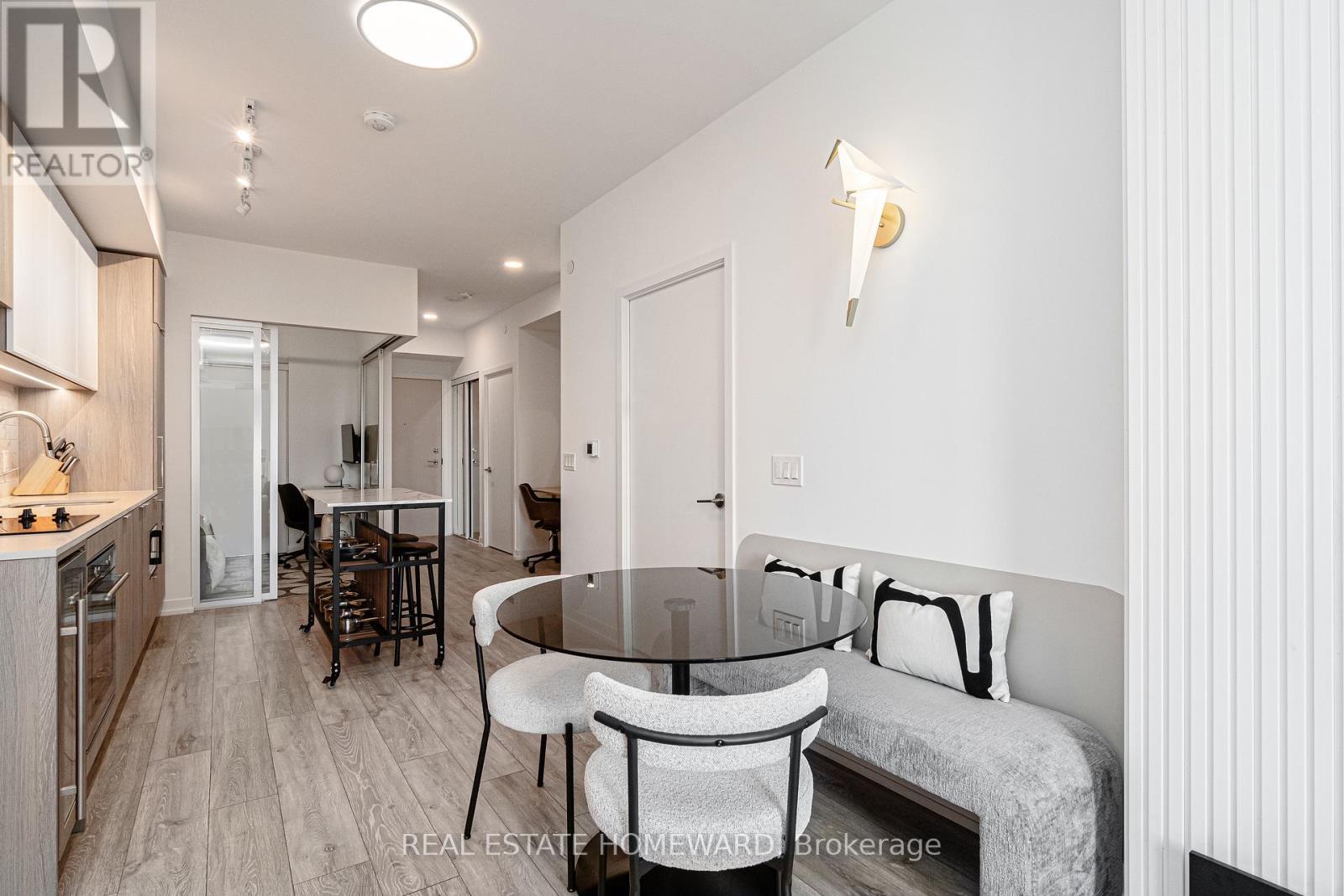 Photo 38 of 502 2020 Bathurst Street, Toronto ON