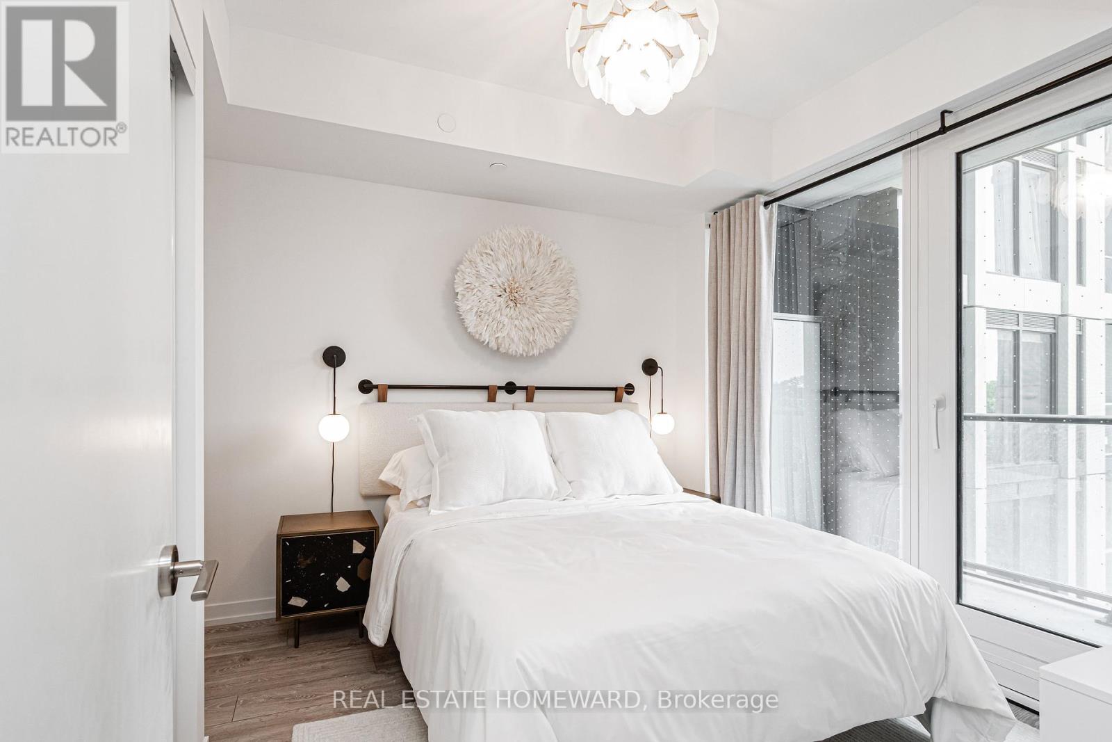 Photo 40 of 502 2020 Bathurst Street, Toronto ON