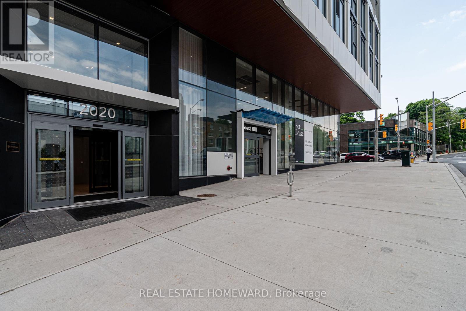 Photo 11 of 502 2020 Bathurst Street, Toronto ON