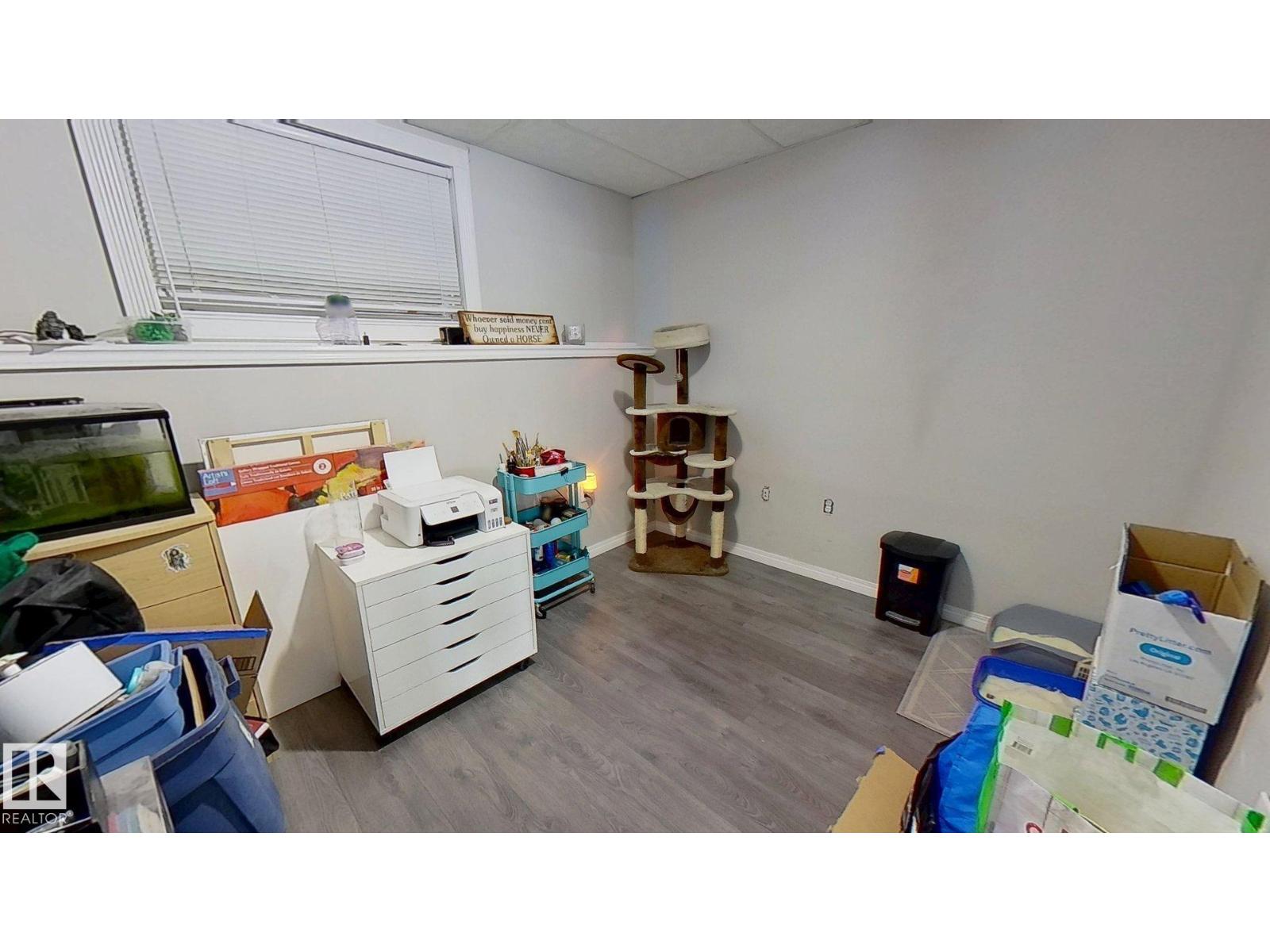 Photo 18 of 506 Athabasca Av, Fort Mcmurray AB