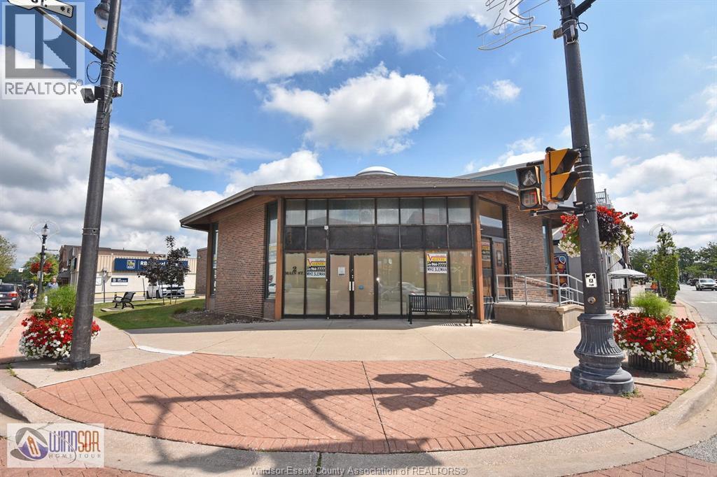 Photo 10 of 2 Main Street East, Kingsville ON