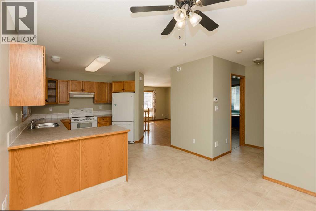 Photo 20 of 173 Kingston Drive, Red Deer AB