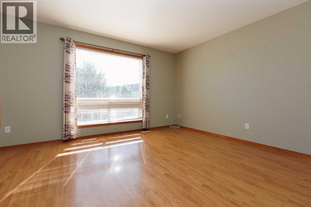 Photo 1 of 173 Kingston Drive, Red Deer AB
