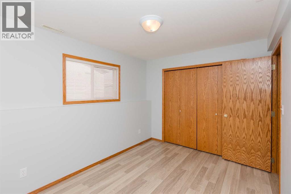 Photo 15 of 173 Kingston Drive, Red Deer AB