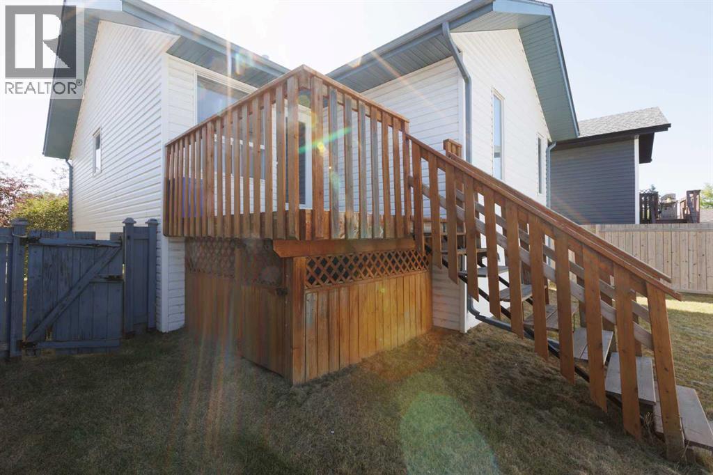 Photo 7 of 173 Kingston Drive, Red Deer AB