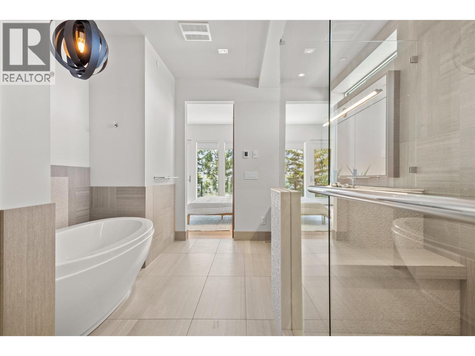  3322 Shayler Road, Kelowna