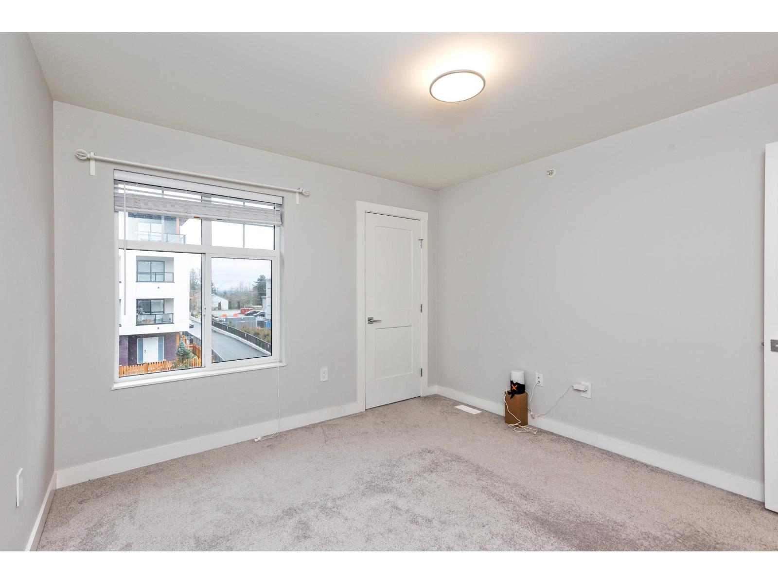 Photo 25 of 15 20327 72 B Avenue, Langley BC